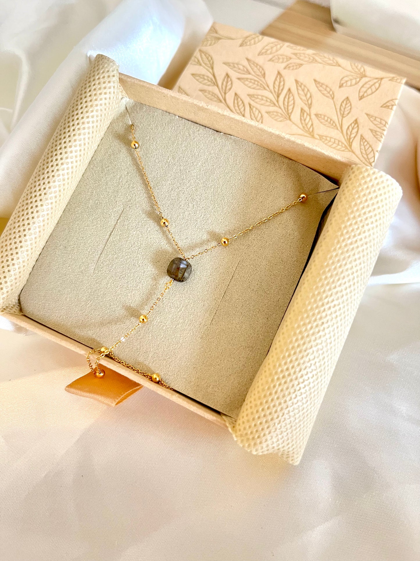 Collier Lise
