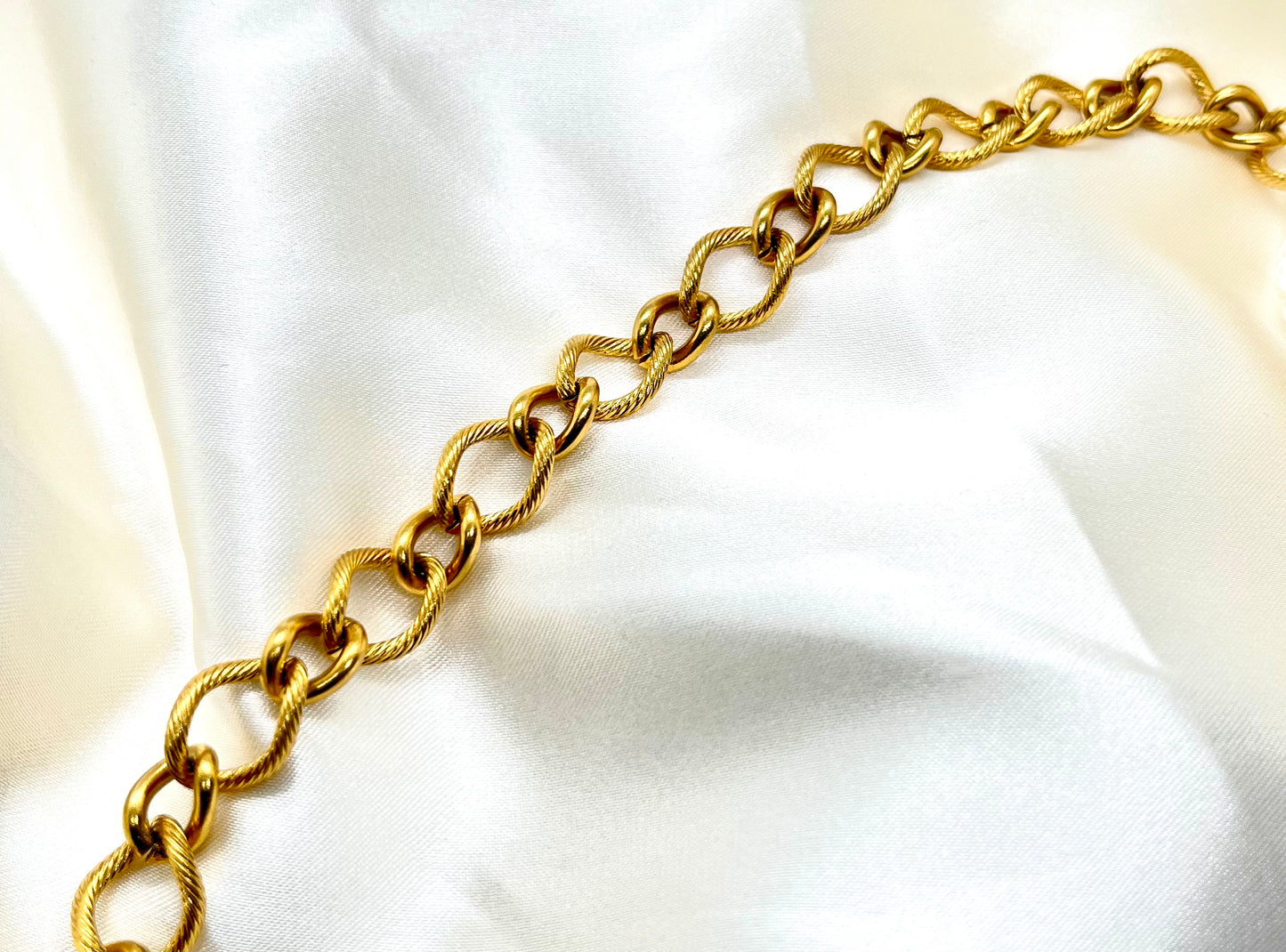 Collier Hope